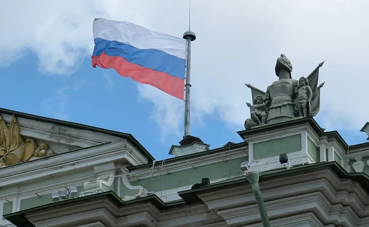    МИД РФ назвал точные дату и время запуска системы электронных виз в России