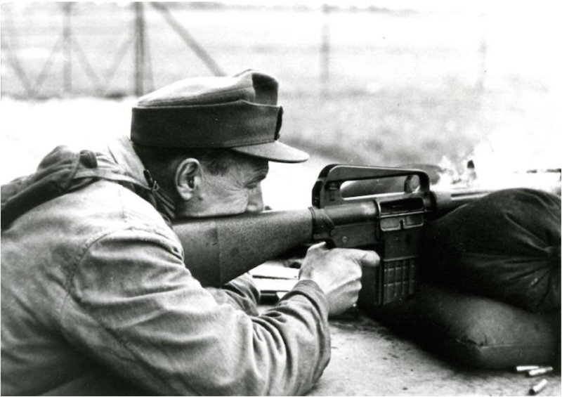 AR-10 на испытаниях в Западной Германии.