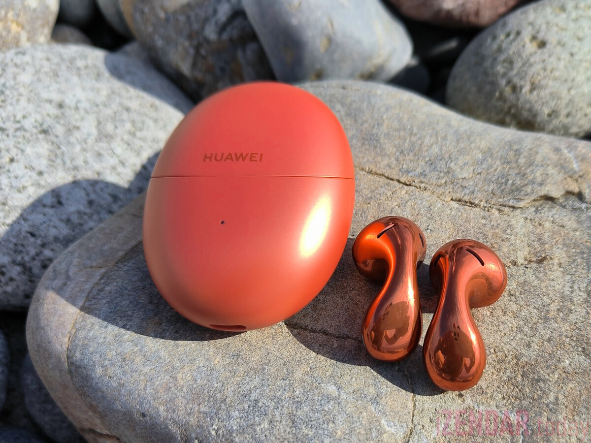 Узнать новую версию на фоне прошлых поколений труда не составит