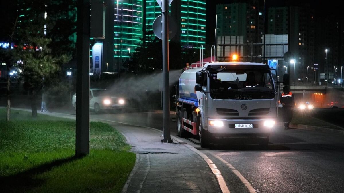    Фото: сайт акимата Астаны Август Макаров