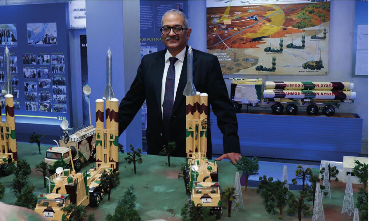 Макеты наземных комплексов крылатых ракет БраМос. Источник: журнал "Новые разработки новой техники", №3 за 2023 г.