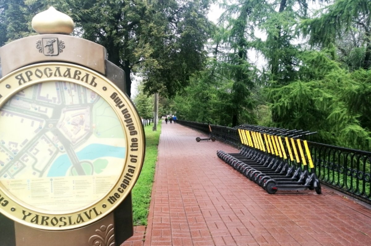    Точек, где можно взять самокат, в городе очень много.