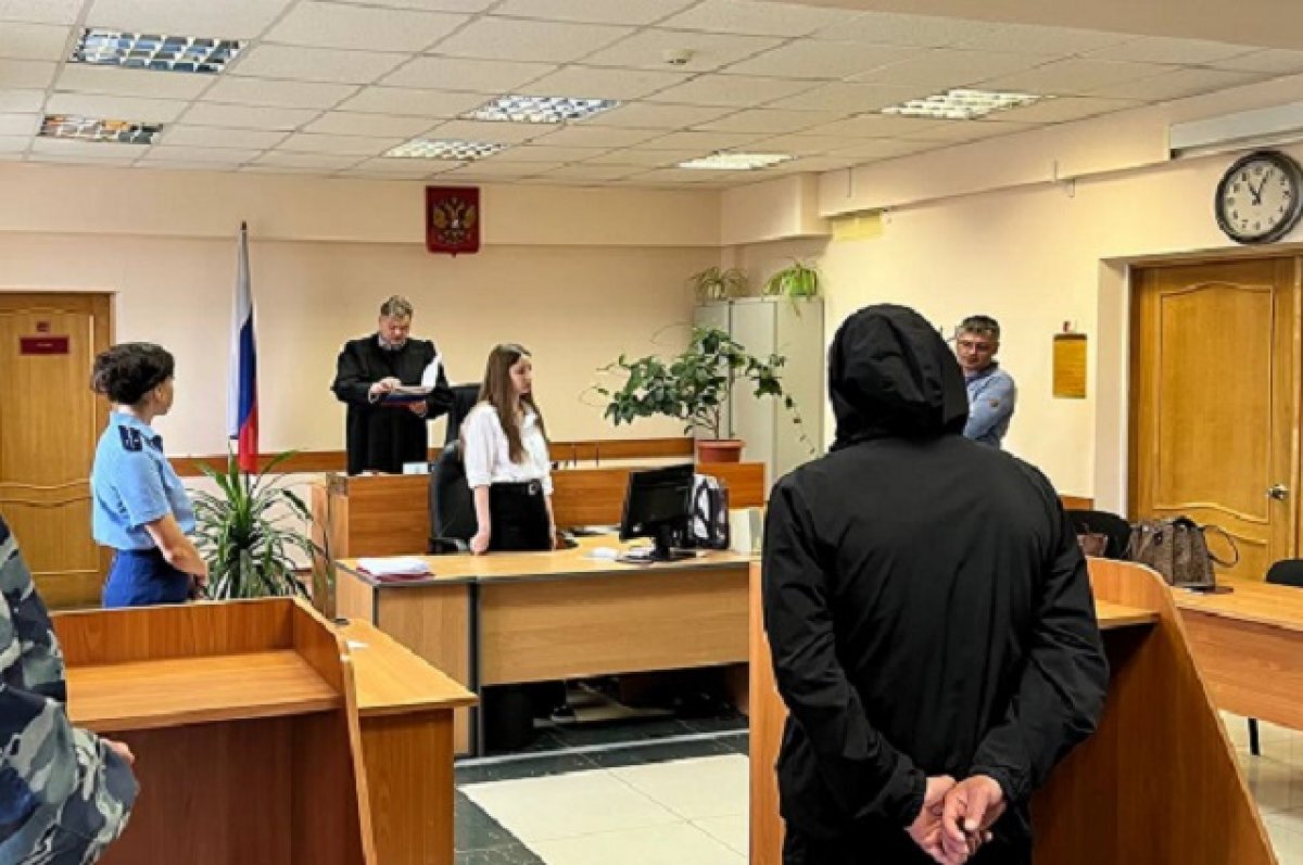    На Камчатке осудили курьеров мошенников, обманувших пенсионеров на 7 млн