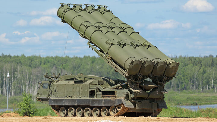 ПО НЕПОДТВЕРЖДЁННЫМ МИНОБОРОНЫ РОССИИ ДАННЫМ, В РЕЗУЛЬТАТЕ ХОРОШО СПЛАНИРОВАННОЙ ОПЕРАЦИИ ВСУ БЫЛ УНИЧТОЖЕН ЗЕНИТНЫЙ КОМПЛЕКС С-300. ФОТО: ID1974/SHUTTERSTOCK.COM