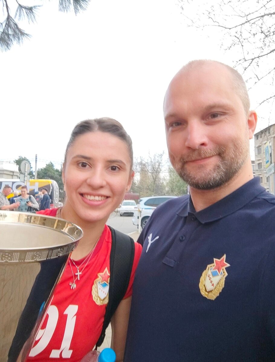 С Сарой Ристовской