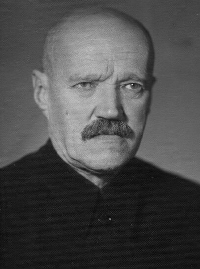 Товарищ Александр Спундэ 