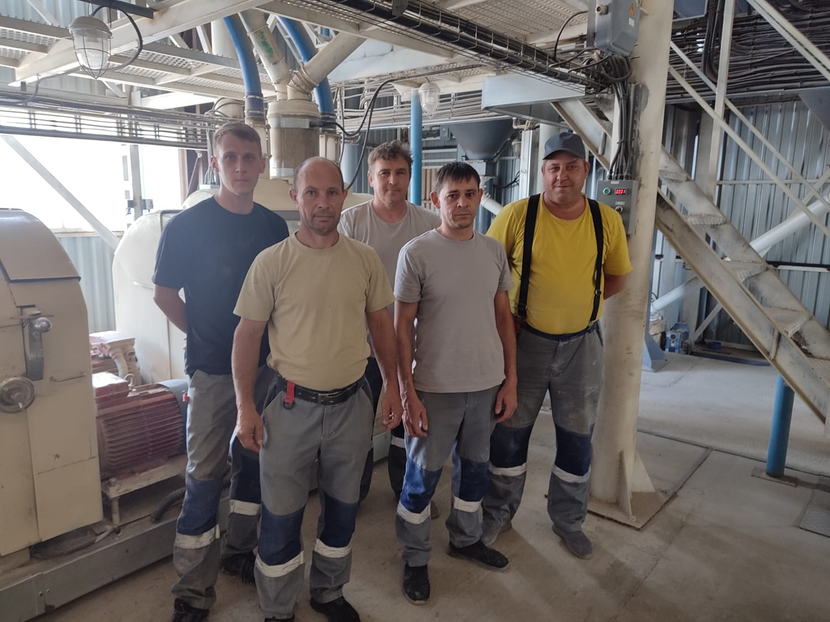 Дружный коллектив «Маруси»