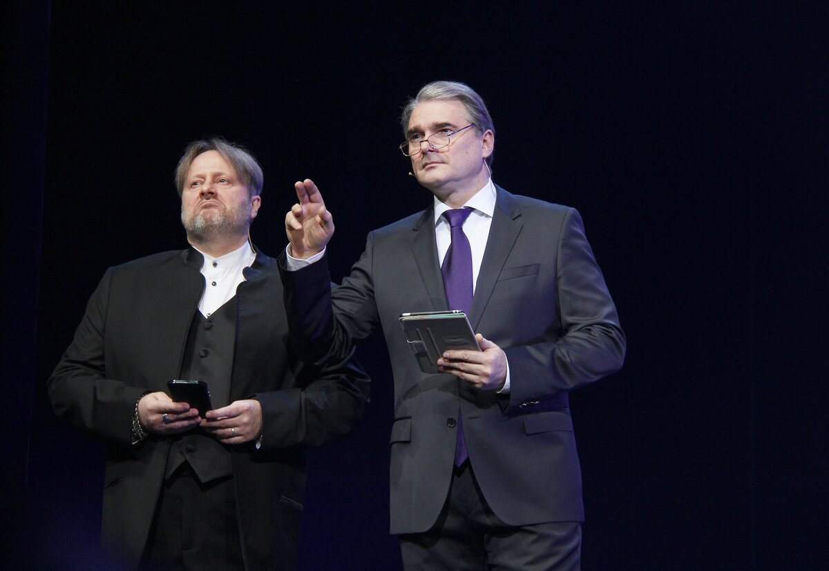 МНОГИМ ЭДУАРД РАДЗЮКЕВИЧ ИЗВЕСТЕН КАК КИНОАКТЁР. НО У АРТИСТА ЕСТЬ И НЕМАЛО РОЛЕЙ НА ТЕАТРАЛЬНОЙ СЦЕНЕ. ФОТО: © EKATERINA TSVETKOVA/GLOBALLOOKPRESS 