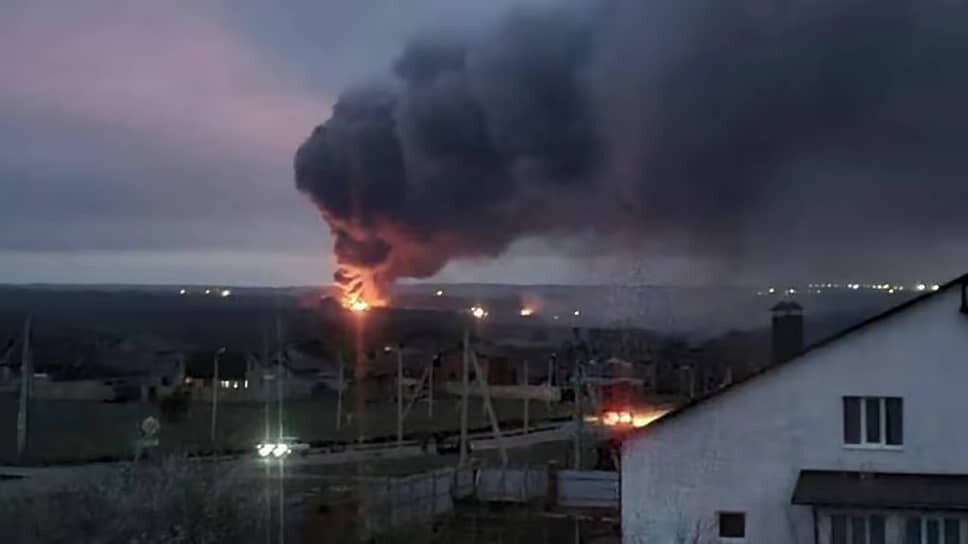 Фото: очевидца📷Пожар в районе села Старая Нелидовка Белгородской области