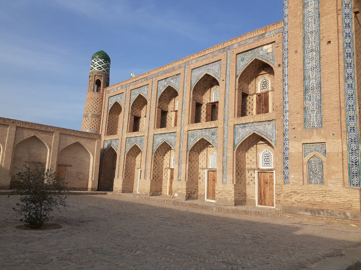 File:Bukhara by Pouria Afkhami aka pixoos 02.jpg - Wikipedia