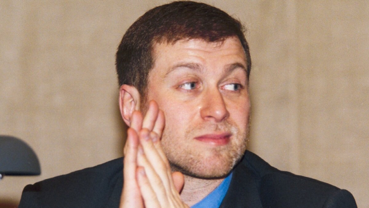    .Роман Абрамович