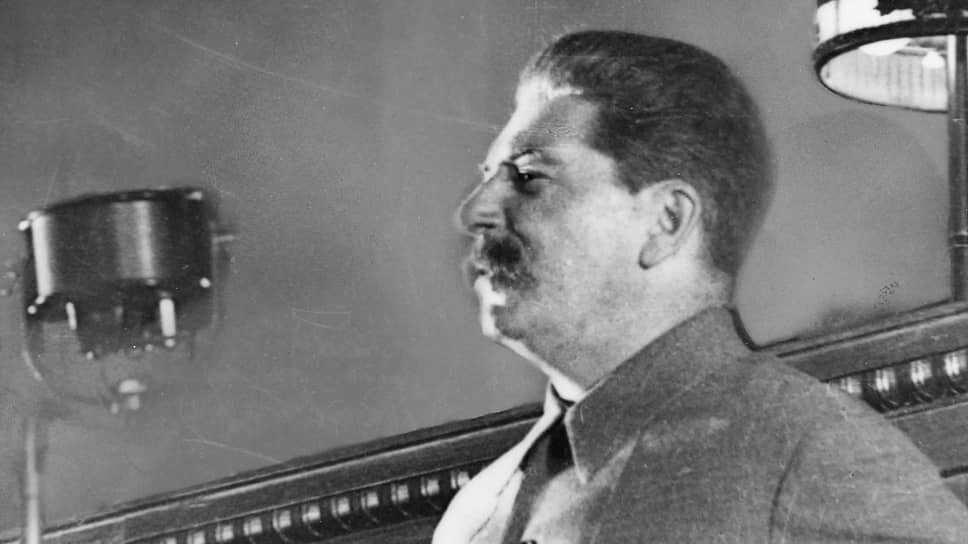 Фото: Георгий Зельма / Фотоархив журнала «Огонёк» / Коммерсантъ📷Сталин современным россиянам нравится сильно больше Горбачева, но меньше Петра I и Екатерины II. Ленин тоже не забыт