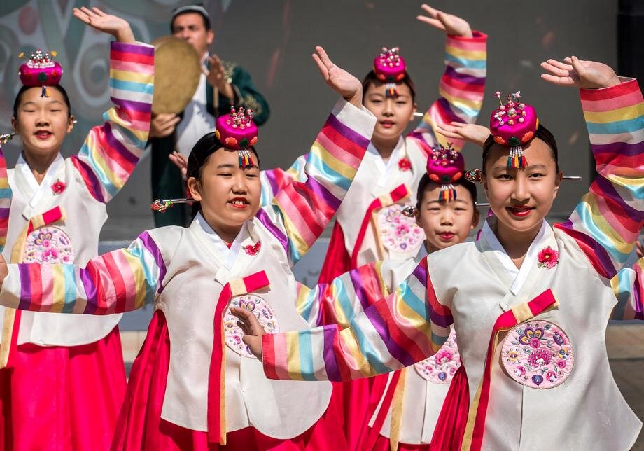 Чусок когда в 2024. Чхусок. Культура Кореи. Фестивали в Корее. Chuseok Festival.