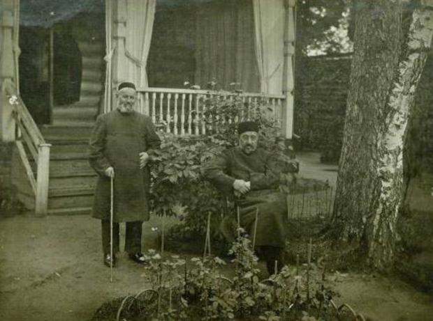 Татарские купцы на даче. Начало ХХ века. предоставлено realnoevremya.ru из фондов Национального музея РТ 