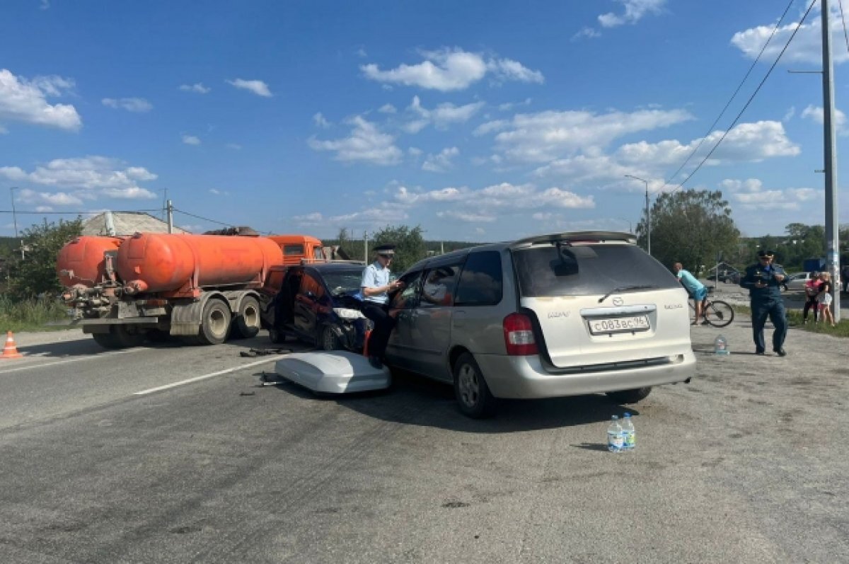    На Урале в аварии с заснувшим водителем погиб ребенок