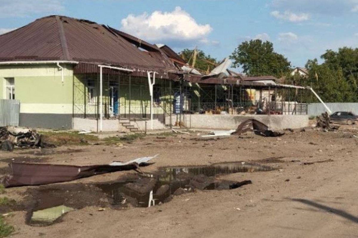    В Запорожье три человека погибли при обстреле продуктового магазина