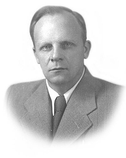 Павел Иванович Титов (10 октября 1907, Вышгородок, Псковская область — 12 сентября 1990, Москва) — советский партийный и государственный деятель, 1-й секретарь Крымского обкома ВКП(б). Депутат Верховного Совета СССР 3-го созыва. Член ЦК КПСС в октябре 1952 — феврале 1956 г.