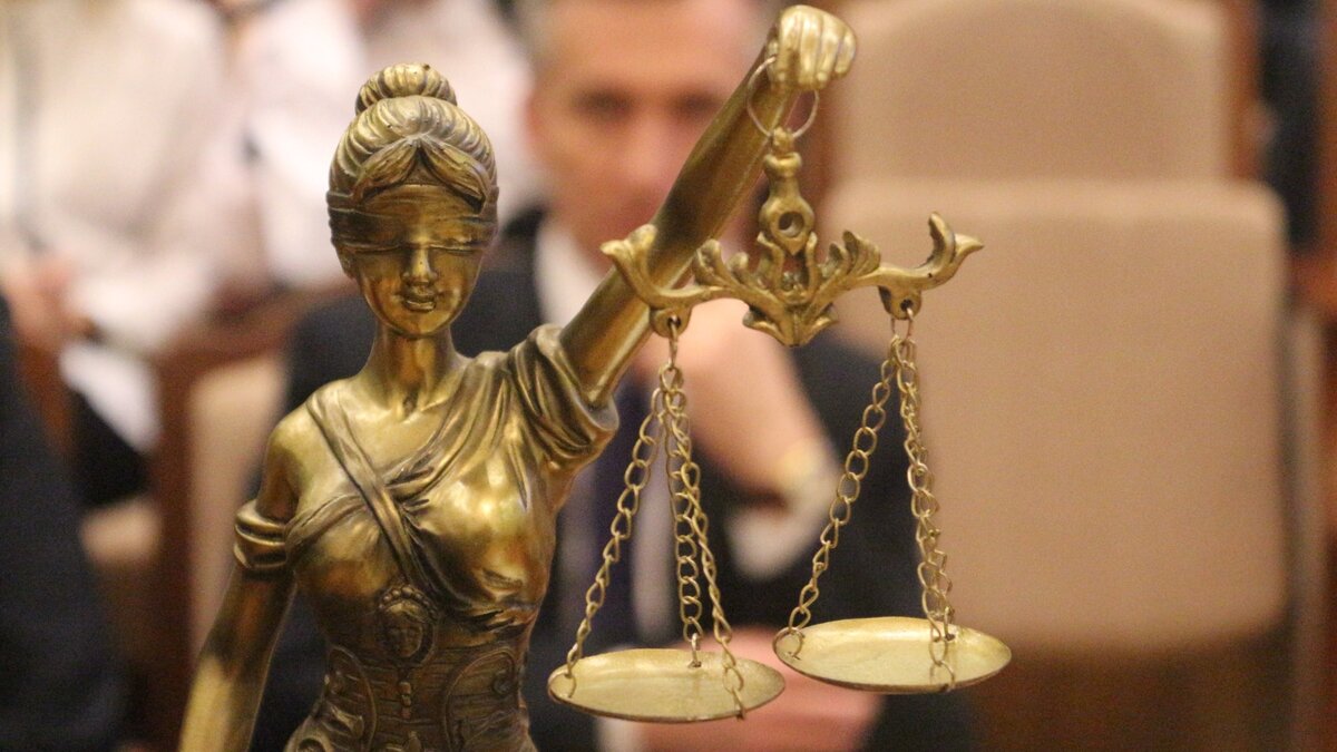     В Мировом суде РК продолжают рассматривать уголовное дело, возбужденное в отношении главы ЦСК Евгения Михеева, о новом скандальном инциденте сообщает одно из местных изданий.