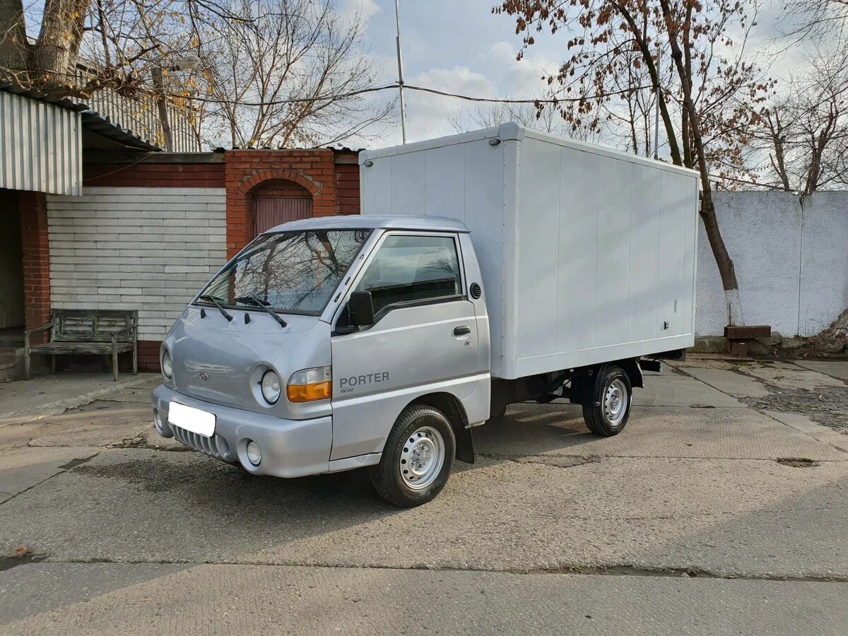 Hyundai Porter, не красавец, но незаменимый помощник в грузоперевозках