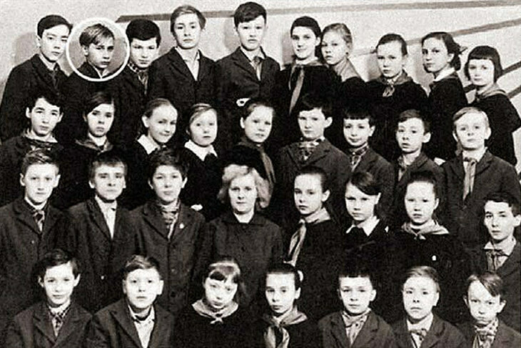 Владимир Путин в школьные годы.