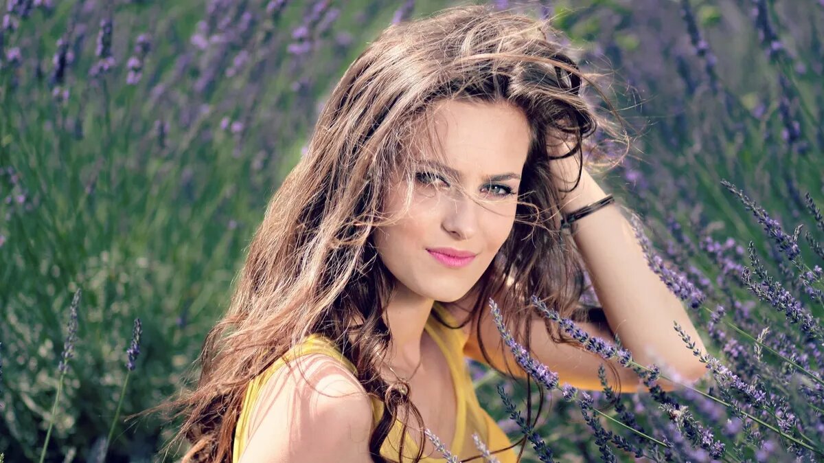 Посетите парикмахера в благоприятный день, и вы получите заряд позитива. Фото: pxhere.com