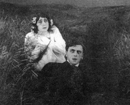 "В полночь на кладбище" (1909)