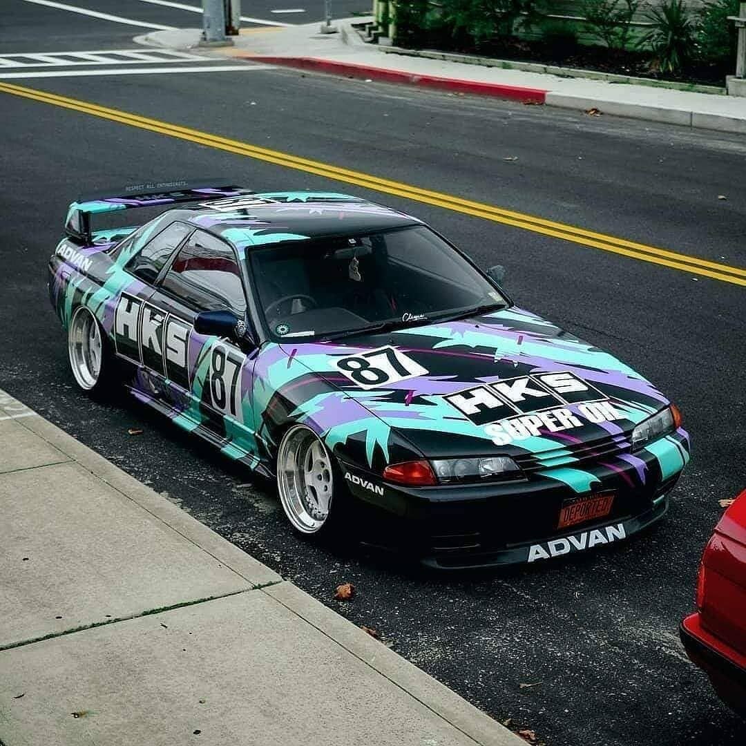 Стили дрифта. Nissan Skyline GTR r32. Nissan r32 JDM. Nissan Skyline r32 дрифт. Nissan Skyline r32 JDM