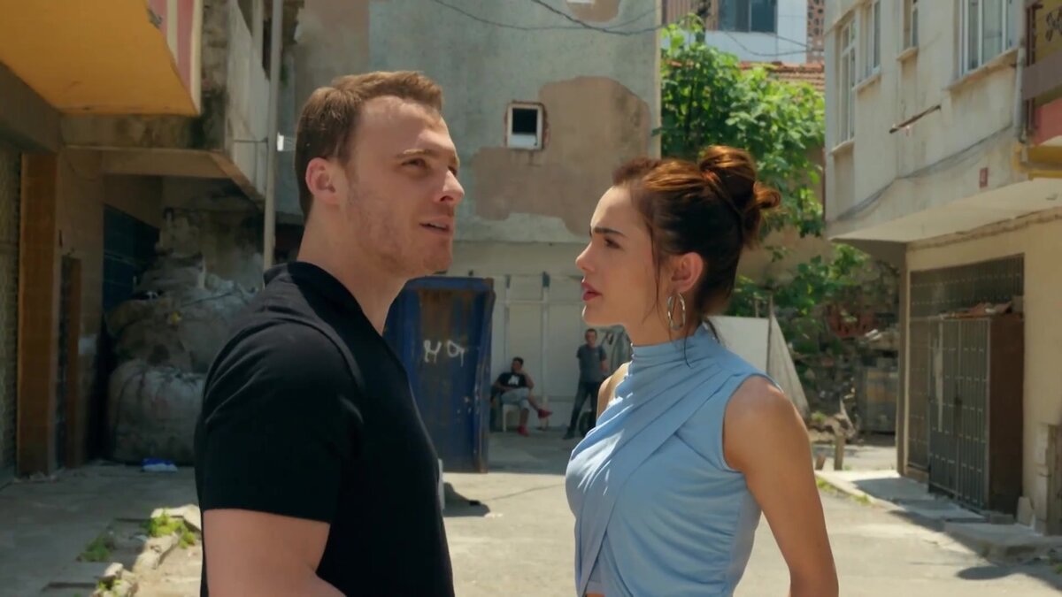 кадр из сериала