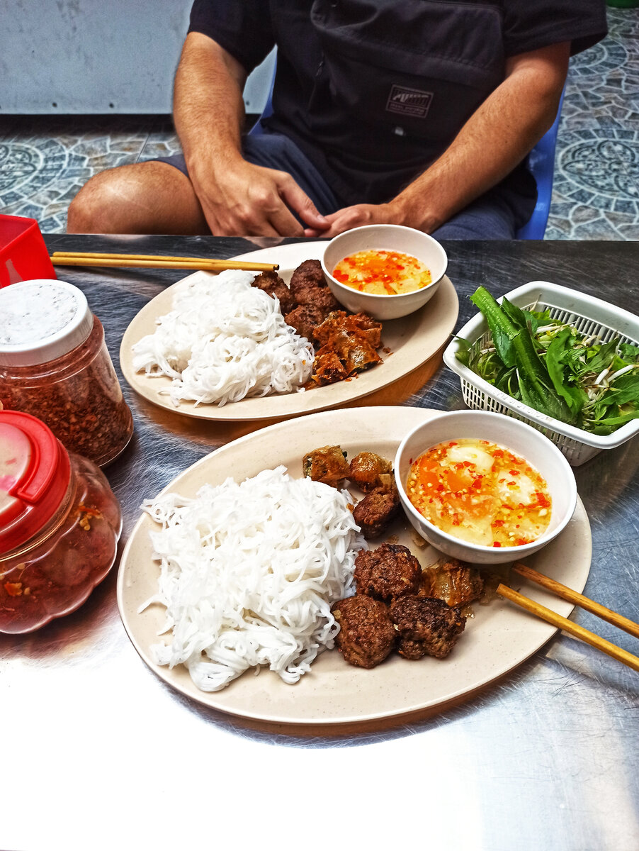 1 порция 35 000 донгов