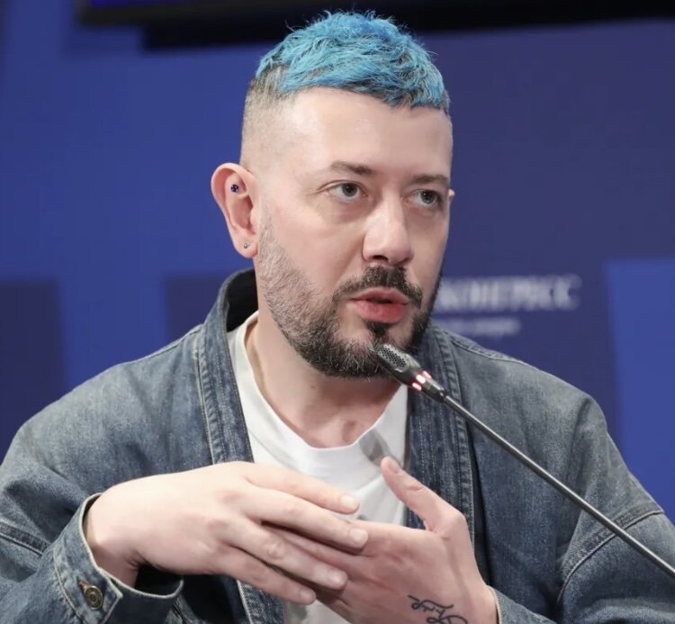 Артемий Лебедев