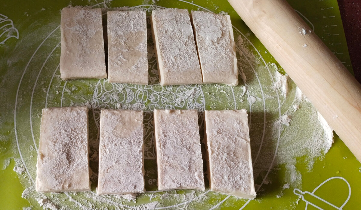 Надо их раскатать скалкой.