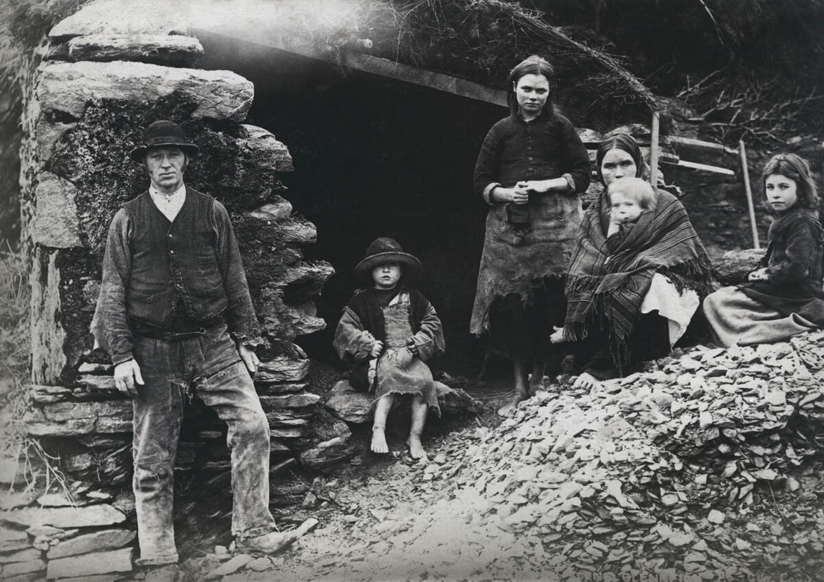 Малый фактически. Голод в Ирландии 19 век. Великий голод в Ирландии 1842-1852. Картофельный голод в Ирландии в 19 веке. Ирландский картофельный голод.