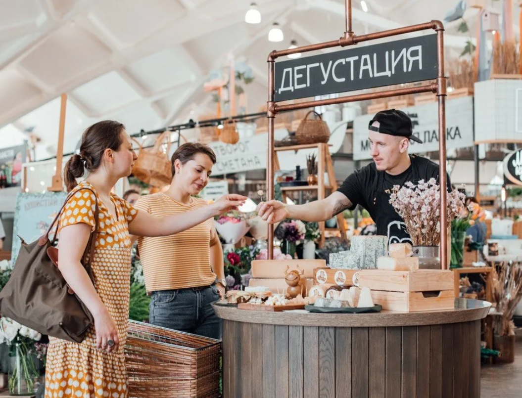 Даниловский фудкорт. Даниловский рынок фудкорт. Дегустация на рынке. Фотосессия на Даниловском рынке. Необычные дегустации