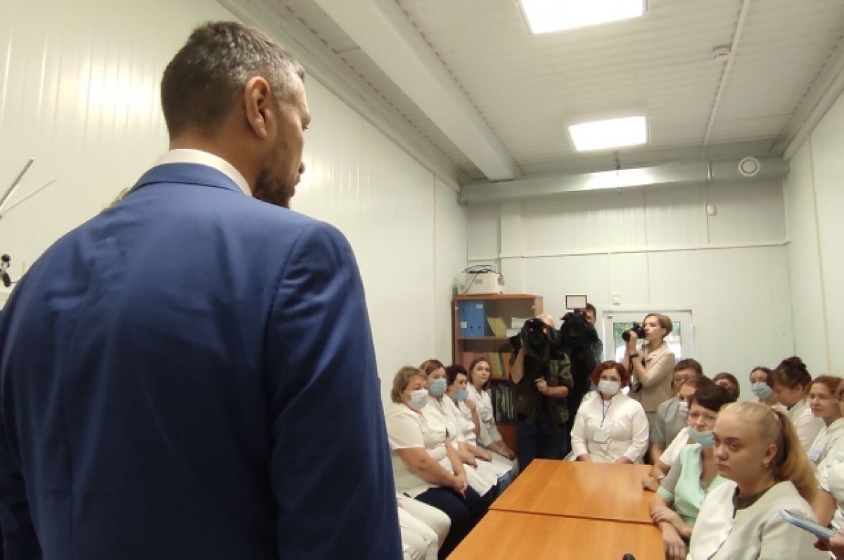   Врачи ККИБ в Чите попросили губернатора помочь с новым корпусом