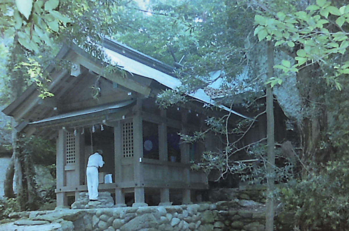    В Японии нашли остров, который запрещено посещать женщинам