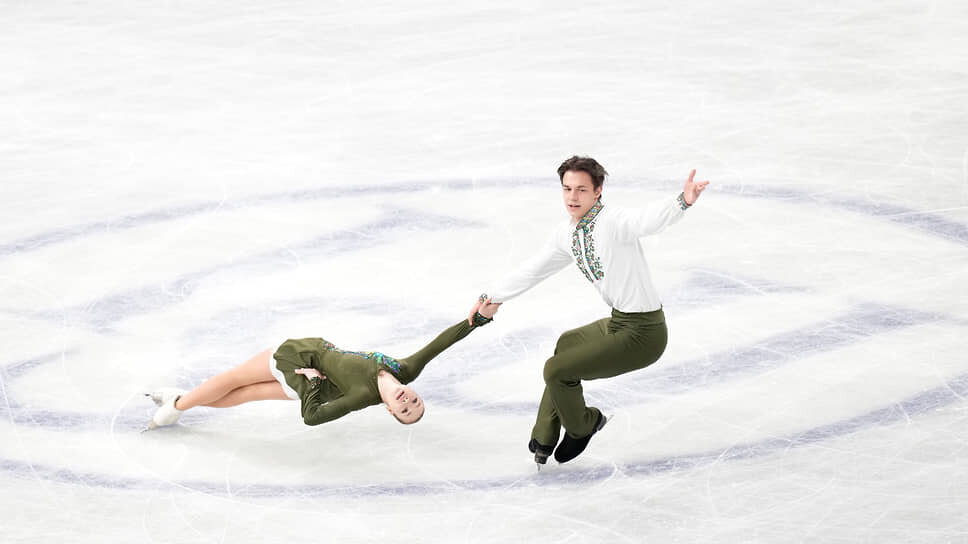 Фото: Hiro Komae / AP📷Виолетта Серова и Иван Хобта