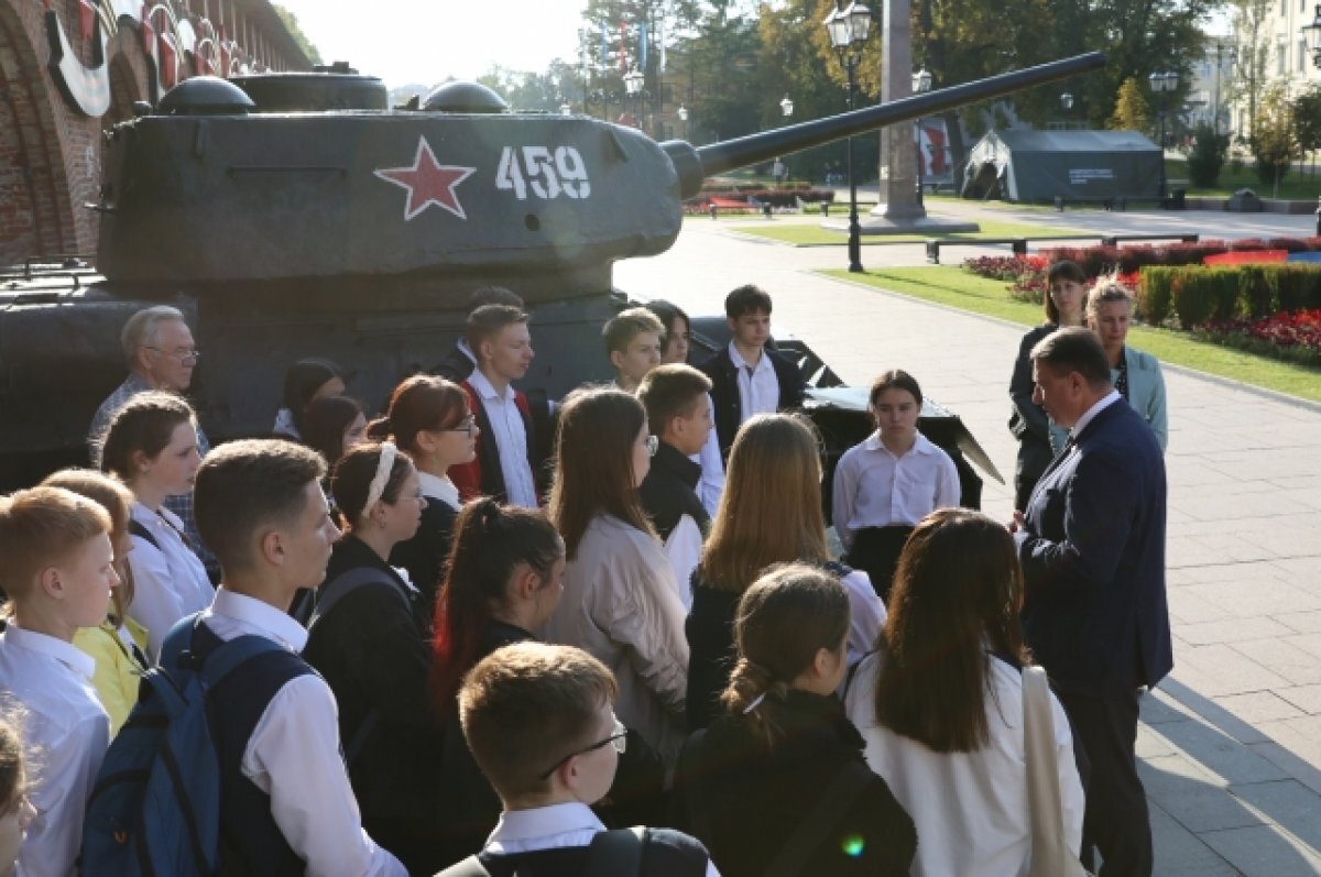    Нижегородские школьники поучаствовали в экскурсии «Дорога единства»