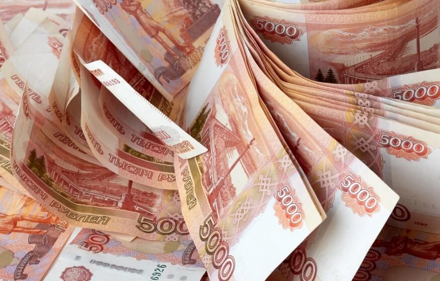    РБК: чиновникам не будут повышать оклады в 2024 году