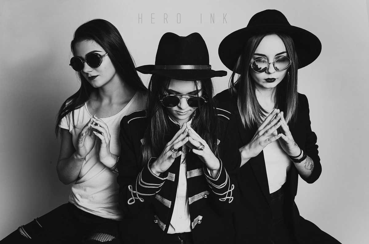 Мастера Hero Ink слева направо: Анастасия, Александрина, Ирина.
