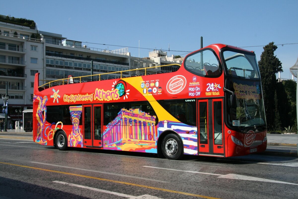 Автобусный тур на выходные. Автобус Hop-on Hop-off. Афины. Туристический автобус. Автобус двухэтажный. Двухэтажный экскурсионный автобус.