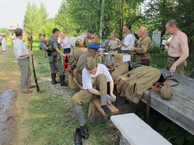 Подготовка к мероприятию и утренний компот