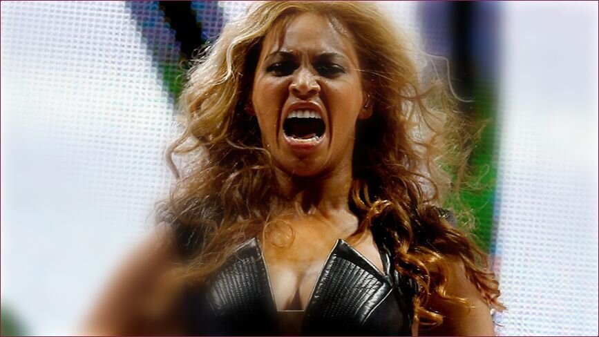 Beyonce 2002. Бьёнсе. Бейонсе фото. Бьенсе удалить из интернета. Бьенсе.