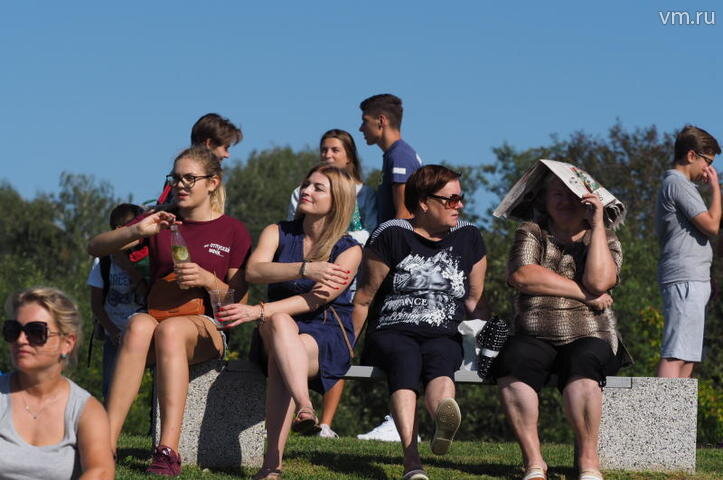 Элина Масимова, "Вечерняя Москва". Показывать подошву вашей обуви в мусульманских странах нехорошо