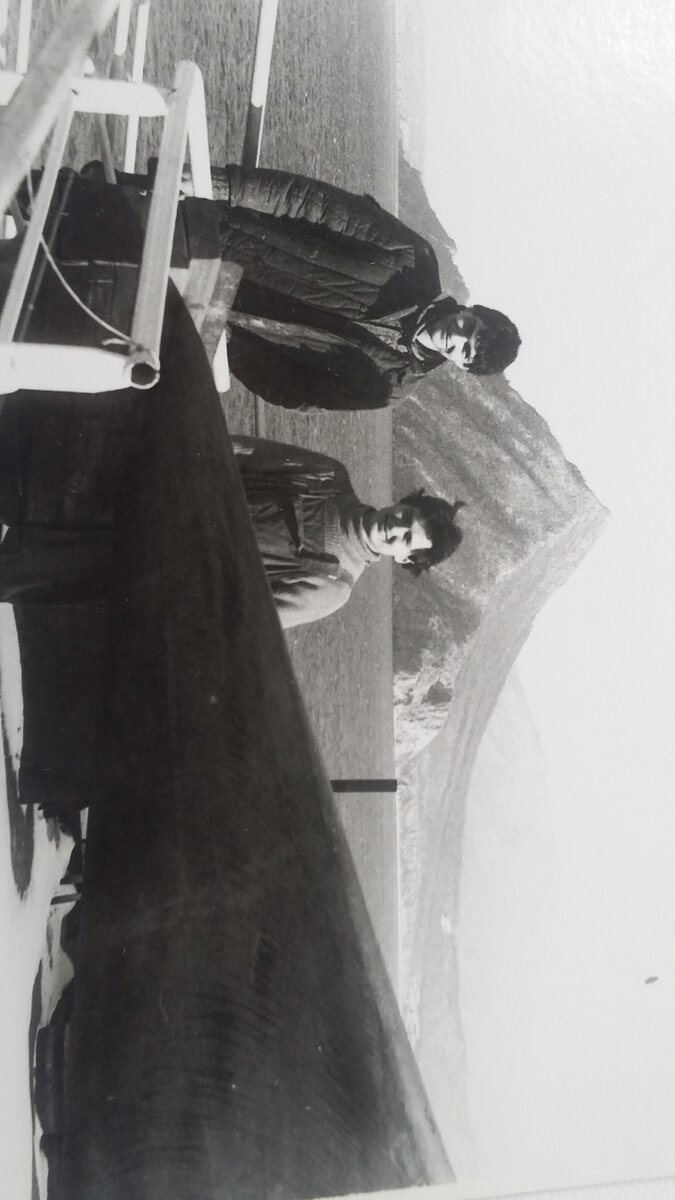 прошу прошения-редактор фото разворачивает,я пока не знаю как исправить.фото с моего фотоаппарата Зенит