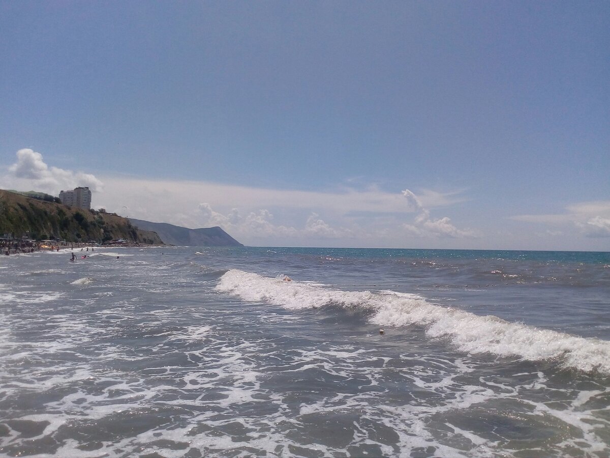 Галечный пляж