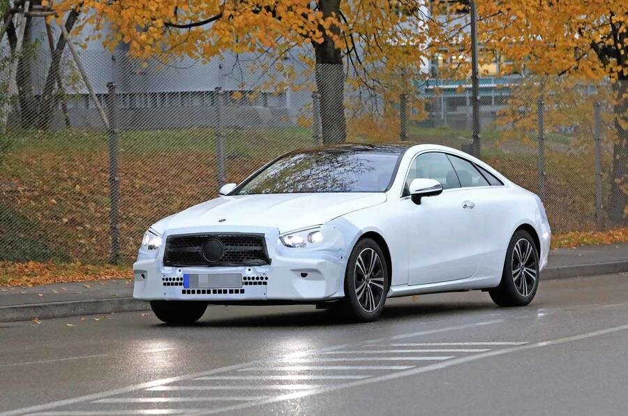 E-class в кузове 213 ожидает скоро фейслифт. 2019-2020год. Фары будут аля как CLS или GT 4 door. Хороший ход, все захотят такие же фары, как на топовых "ешках " в кузове CLS/Gt4.