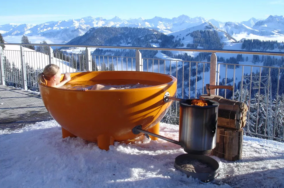 Дача вода зимой. Термокупель Dutchtub. Голландская ванна ванна Dutchtub. Dutchtub купель. Термокупель Dutchtub 180.