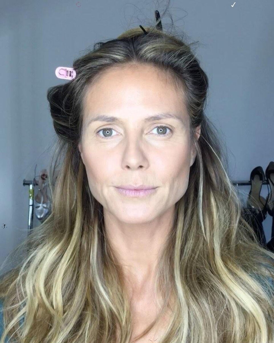 Как выглядеть в 39 лет Pin by Andie Sleeman on Makeup Celebrity lipstick, Angelina jolie, Sexy makeup