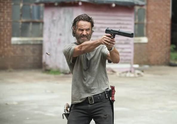  сериал The Walking Dead ("Ходячие мертвецы")
