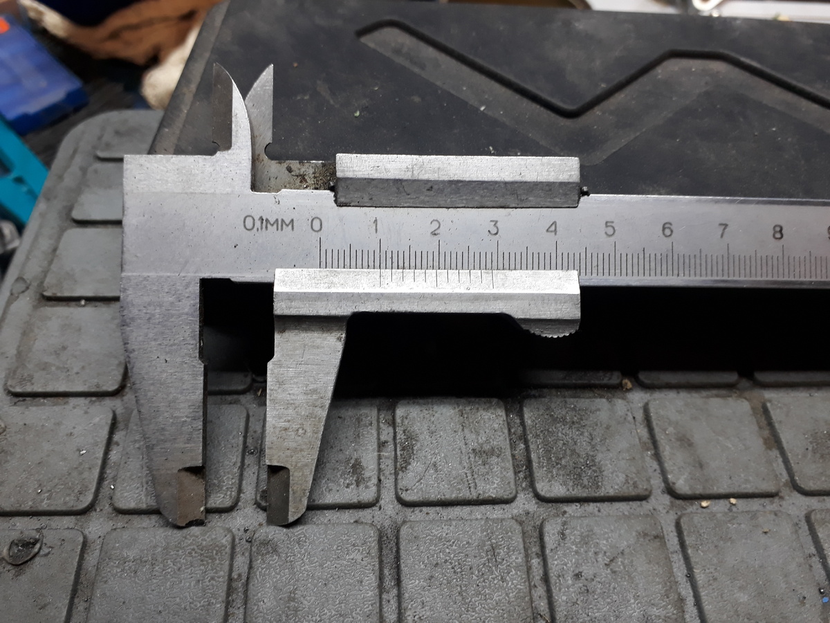Самый простой механический нониусный штангенциркуль